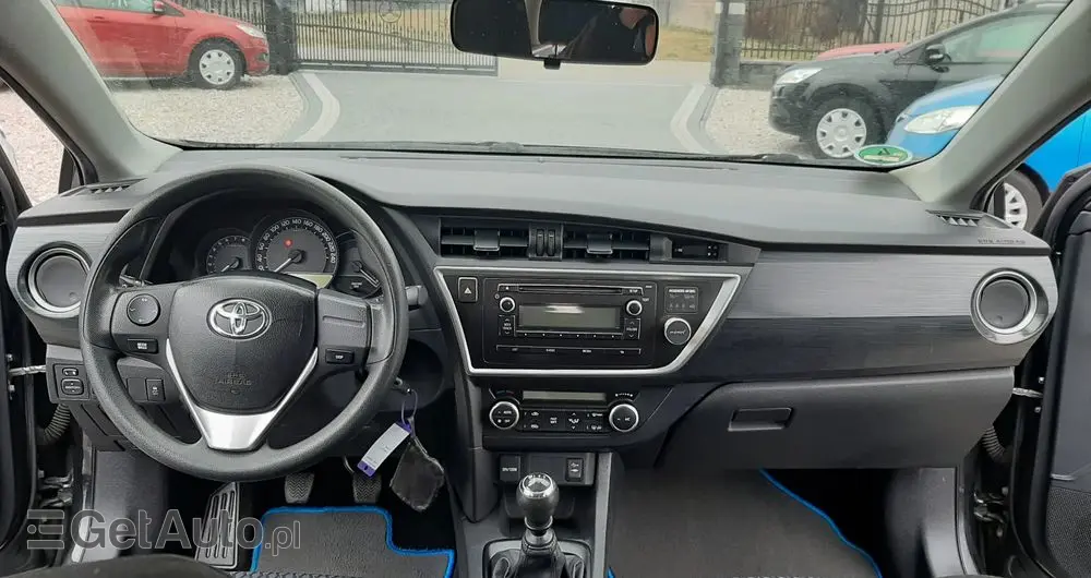 TOYOTA Auris 1.33 VVT-i Life