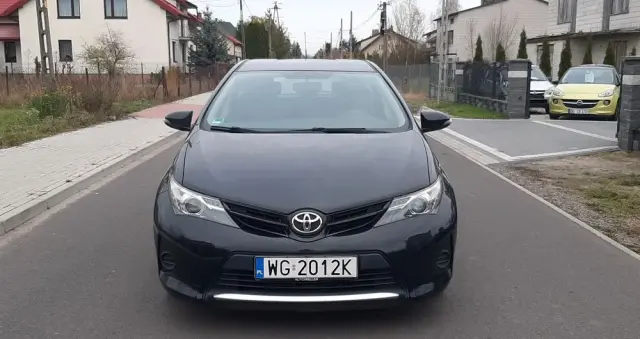 TOYOTA Auris 1.33 VVT-i Life