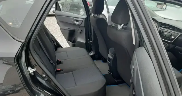 TOYOTA Auris 1.33 VVT-i Life