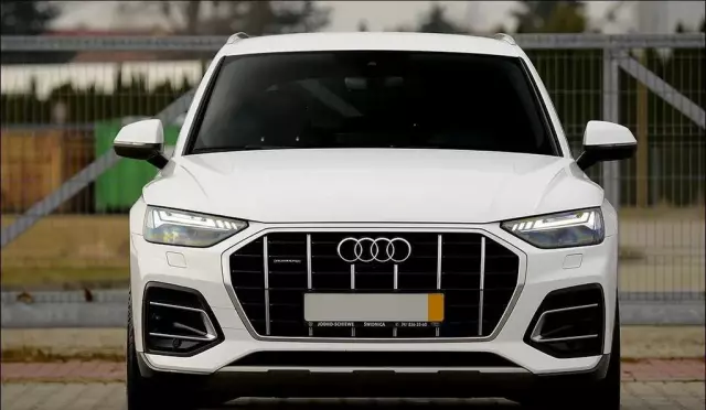 AUDI Q5 