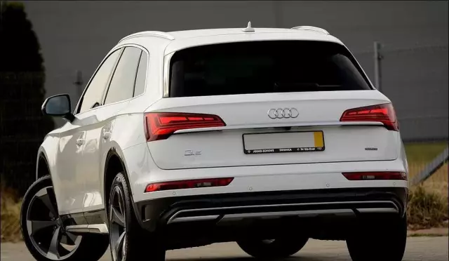 AUDI Q5 