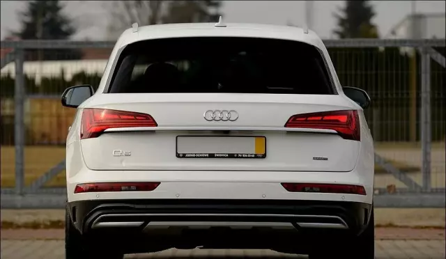 AUDI Q5 