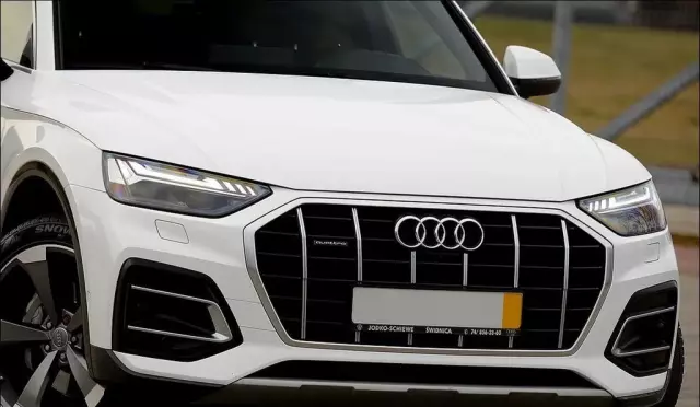 AUDI Q5 