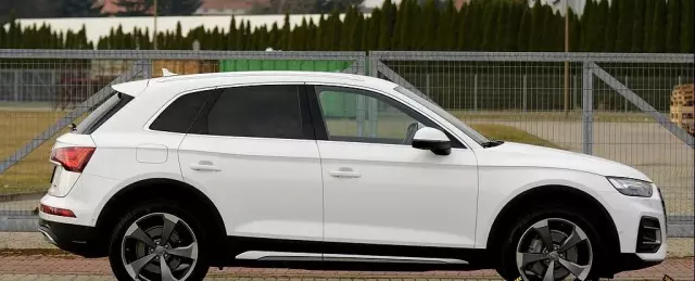 AUDI Q5 