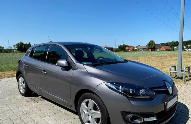 RENAULT Megane 