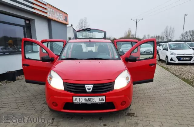 DACIA Sandero 