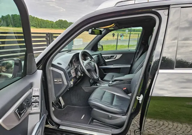 MERCEDES-BENZ GLK 350 CDI DPF 4Matic 7G-TRONIC Edition 1