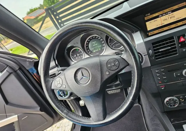 MERCEDES-BENZ GLK 350 CDI DPF 4Matic 7G-TRONIC Edition 1