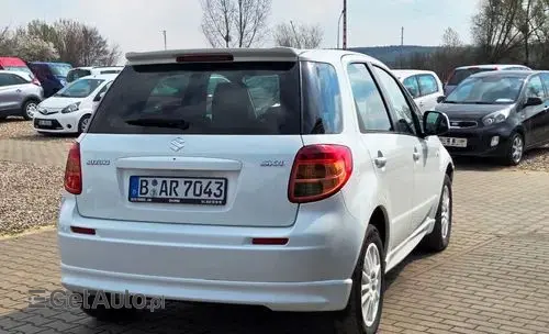 SUZUKI SX4 