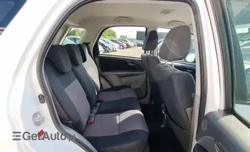 SUZUKI SX4 