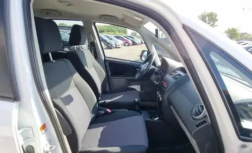 SUZUKI SX4 