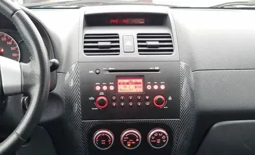 SUZUKI SX4 