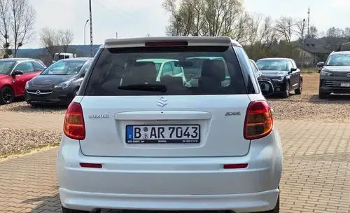 SUZUKI SX4 