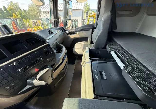 MAN TGX 18.470 / 19 PALET / NOWY MODEL / RETARDER / STAN IDEALNY 