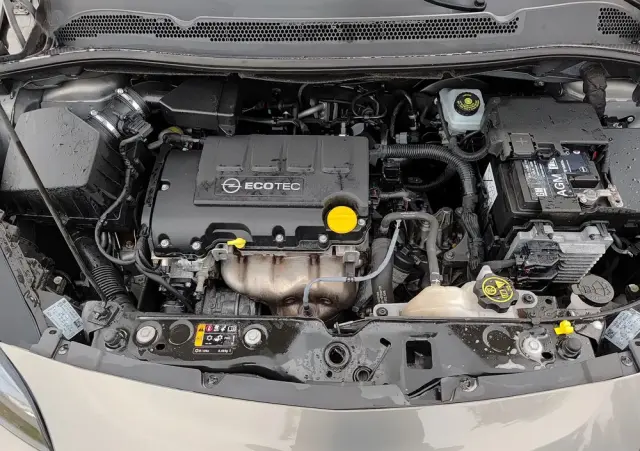 OPEL Corsa 1.4 Edition