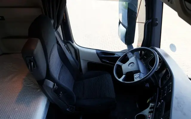 MERCEDES-BENZ ACTROS 1842 / EURO 5 EEV / RETARDER / STREAM SPACE / SPROWADZONY 