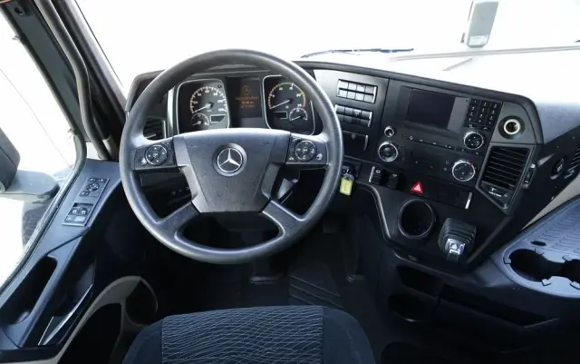 MERCEDES-BENZ ACTROS 1842 / EURO 5 EEV / RETARDER / STREAM SPACE / SPROWADZONY 