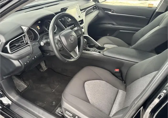 TOYOTA Camry 2.5 Hybrid Comfort CVT