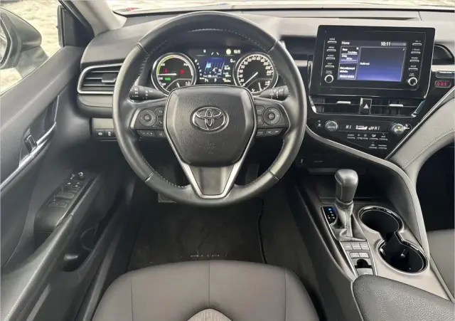 TOYOTA Camry 2.5 Hybrid Comfort CVT
