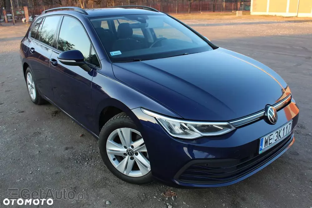 VOLKSWAGEN Golf VIII 1.0 TSI Life