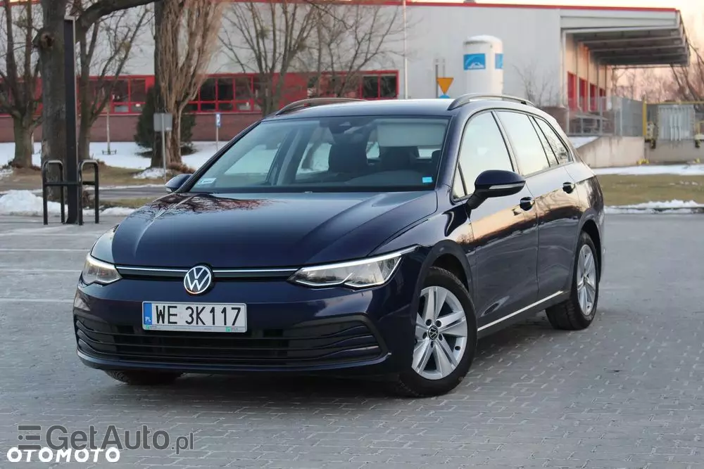 VOLKSWAGEN Golf VIII 1.0 TSI Life