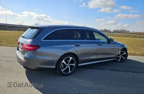 MERCEDES-BENZ Klasa E 