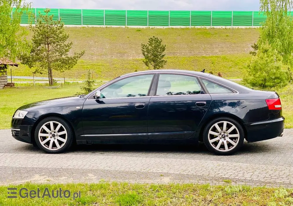 AUDI A6 Limousine 
