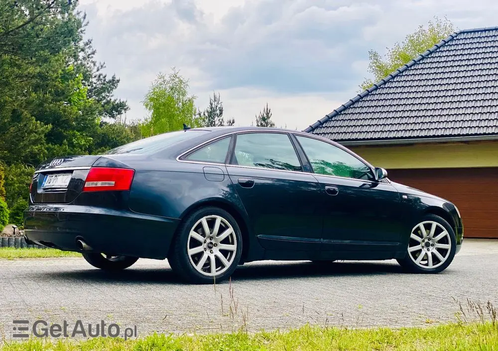 AUDI A6 Limousine 
