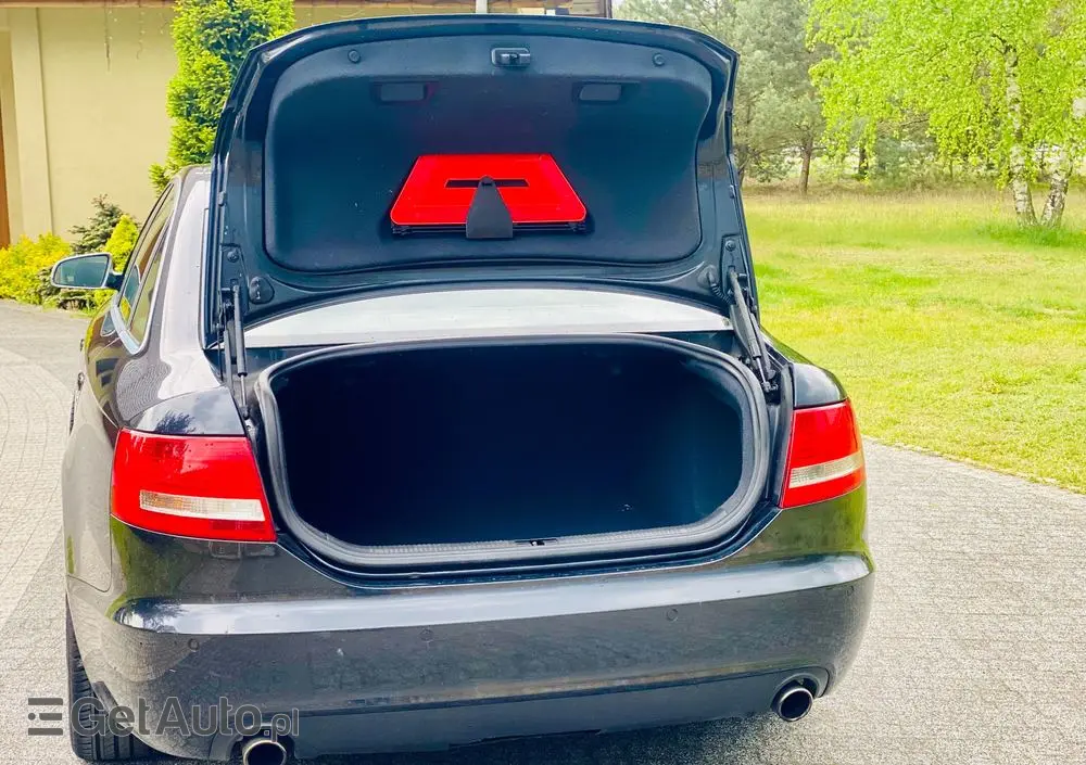 AUDI A6 Limousine 