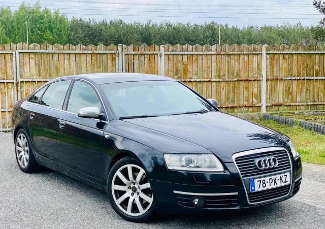 AUDI A6 Limousine 