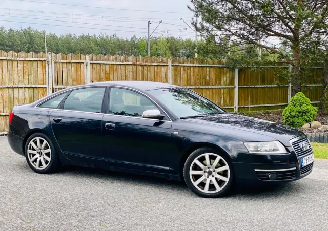 AUDI A6 Limousine 