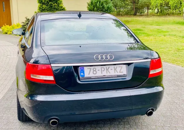 AUDI A6 Limousine 