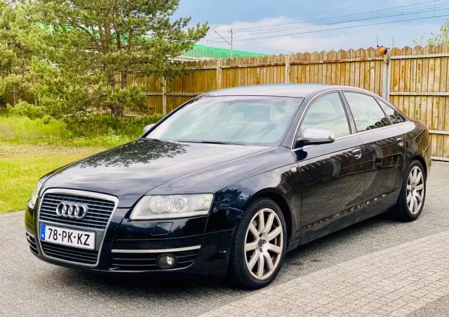 AUDI A6 Limousine 