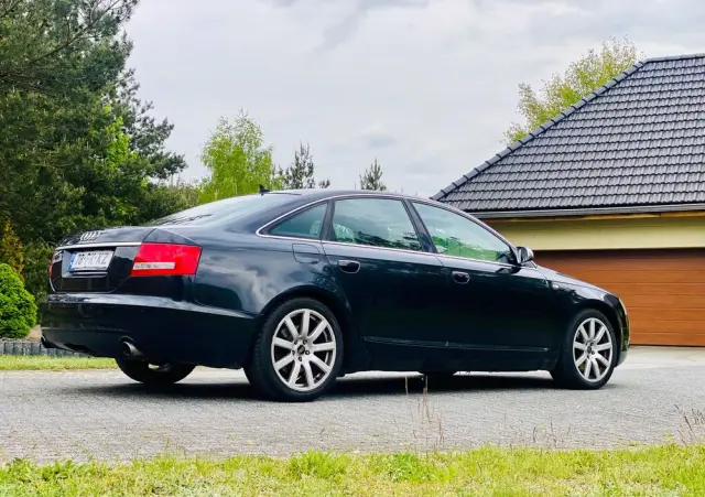 AUDI A6 Limousine 