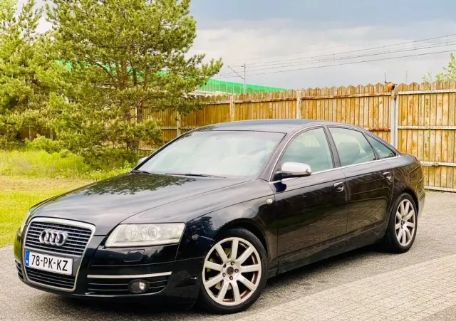 AUDI A6 Limousine 