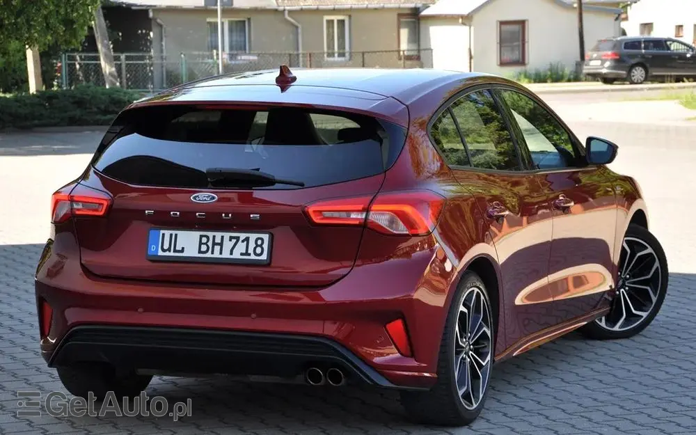 FORD Focus Turnier 1.5 EcoBoost Start-Stopp-System ST-LINE