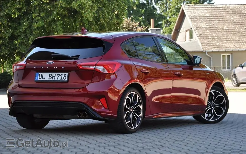 FORD Focus Turnier 1.5 EcoBoost Start-Stopp-System ST-LINE