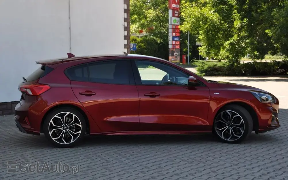 FORD Focus Turnier 1.5 EcoBoost Start-Stopp-System ST-LINE