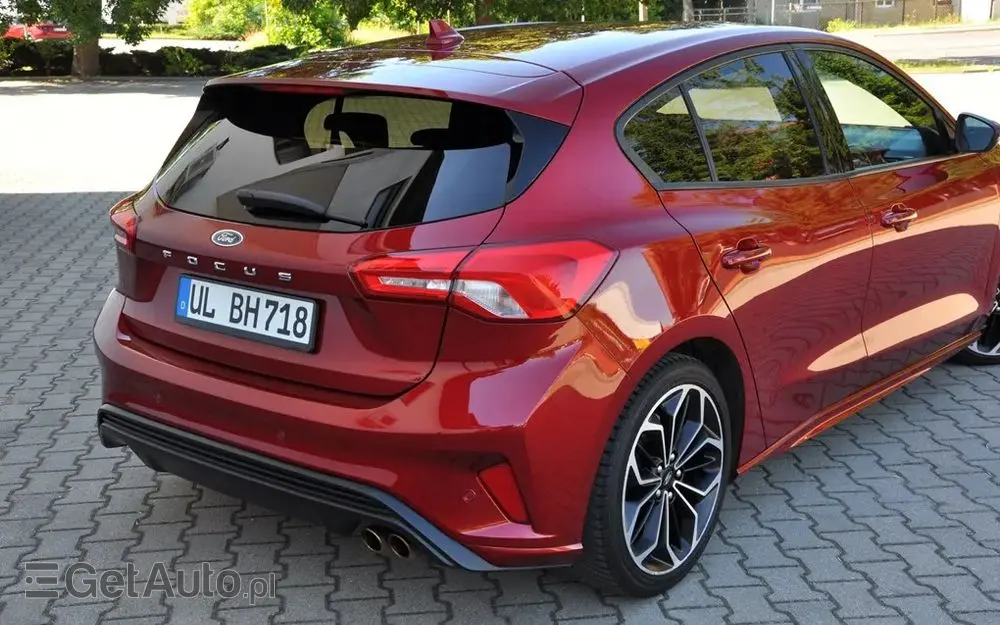 FORD Focus Turnier 1.5 EcoBoost Start-Stopp-System ST-LINE