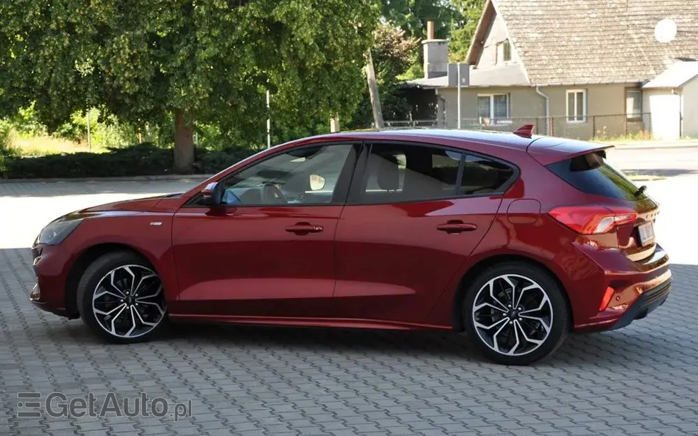 FORD Focus Turnier 1.5 EcoBoost Start-Stopp-System ST-LINE