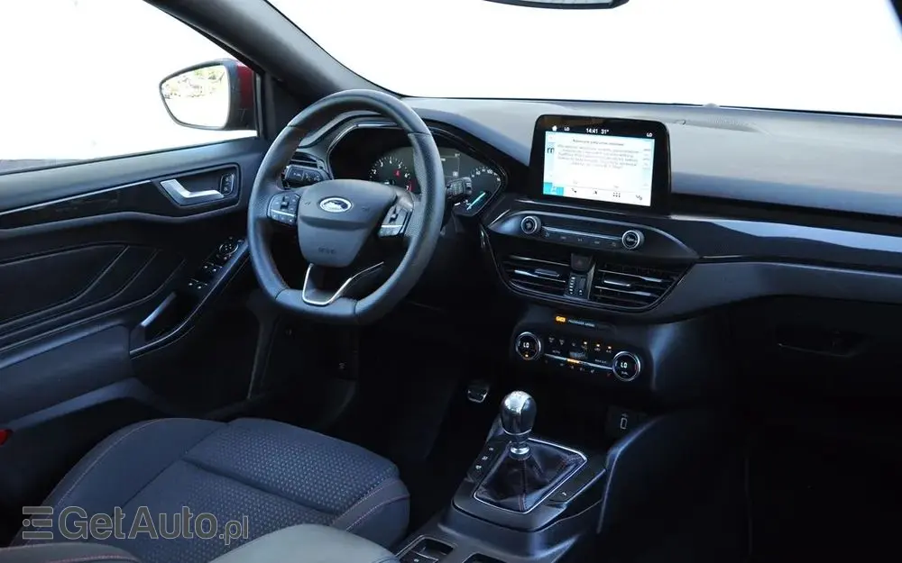 FORD Focus Turnier 1.5 EcoBoost Start-Stopp-System ST-LINE