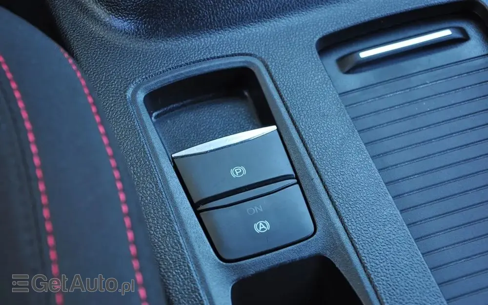 FORD Focus Turnier 1.5 EcoBoost Start-Stopp-System ST-LINE