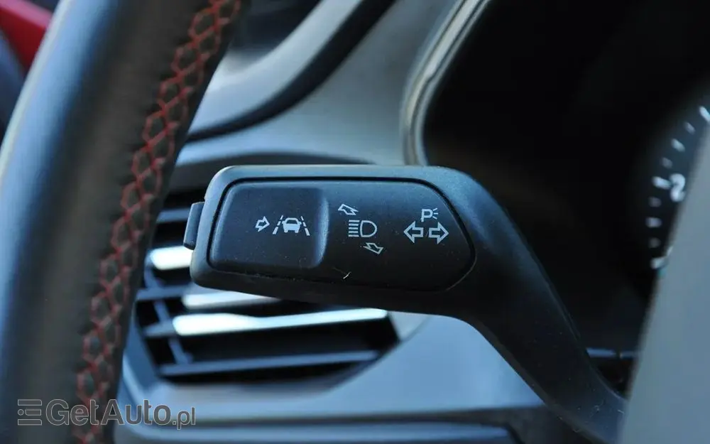 FORD Focus Turnier 1.5 EcoBoost Start-Stopp-System ST-LINE