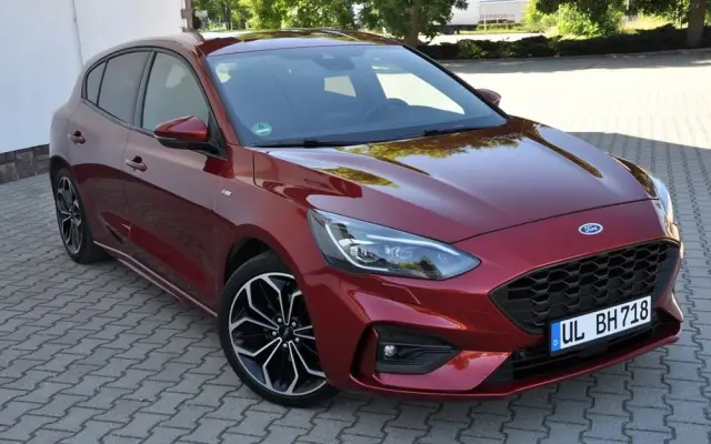 FORD Focus Turnier 1.5 EcoBoost Start-Stopp-System ST-LINE