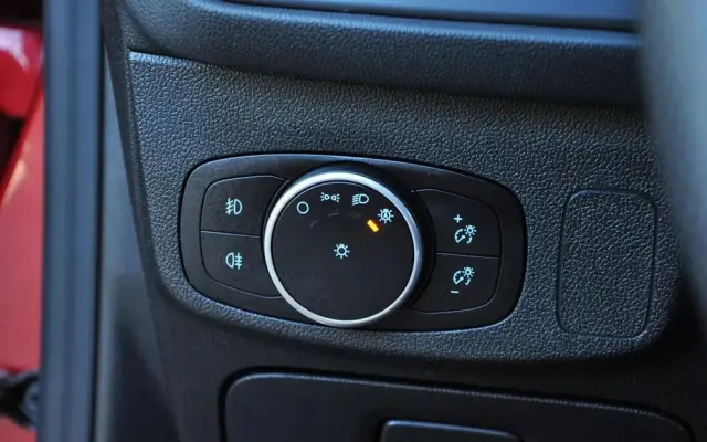 FORD Focus Turnier 1.5 EcoBoost Start-Stopp-System ST-LINE