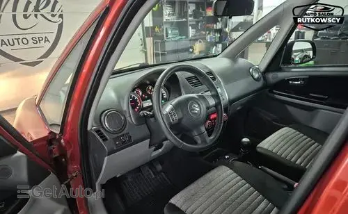SUZUKI SX4 
