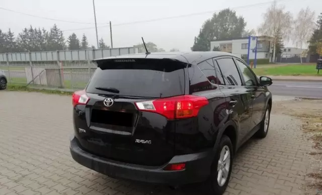 TOYOTA RAV4 