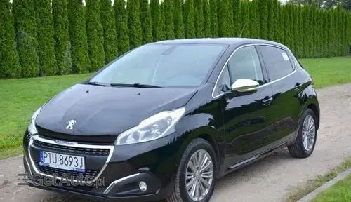 PEUGEOT 208 
