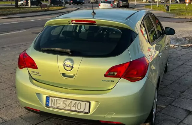 OPEL Astra 1.4 (100 KM) ecoFLEX