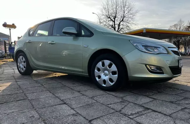 OPEL Astra 1.4 (100 KM) ecoFLEX